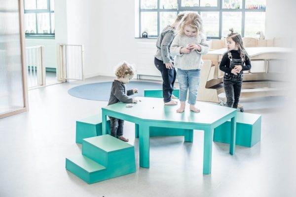 Atelier Tafel + 8 Stoelen