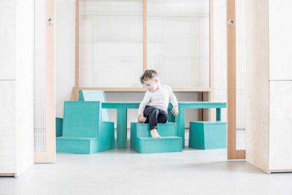 Atelier Tafel + 8 Stoelen - Afbeelding 2